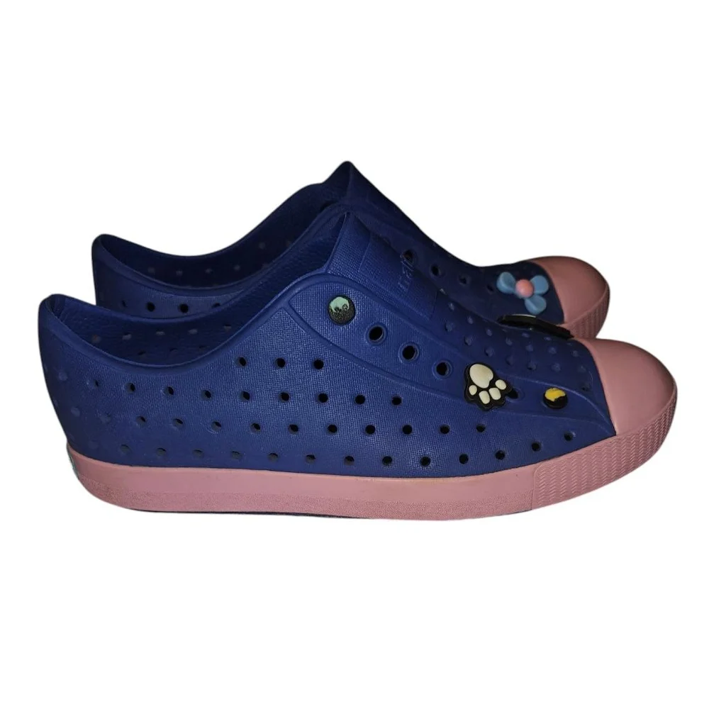 Native Jeffersons Shoes Girl's size J3